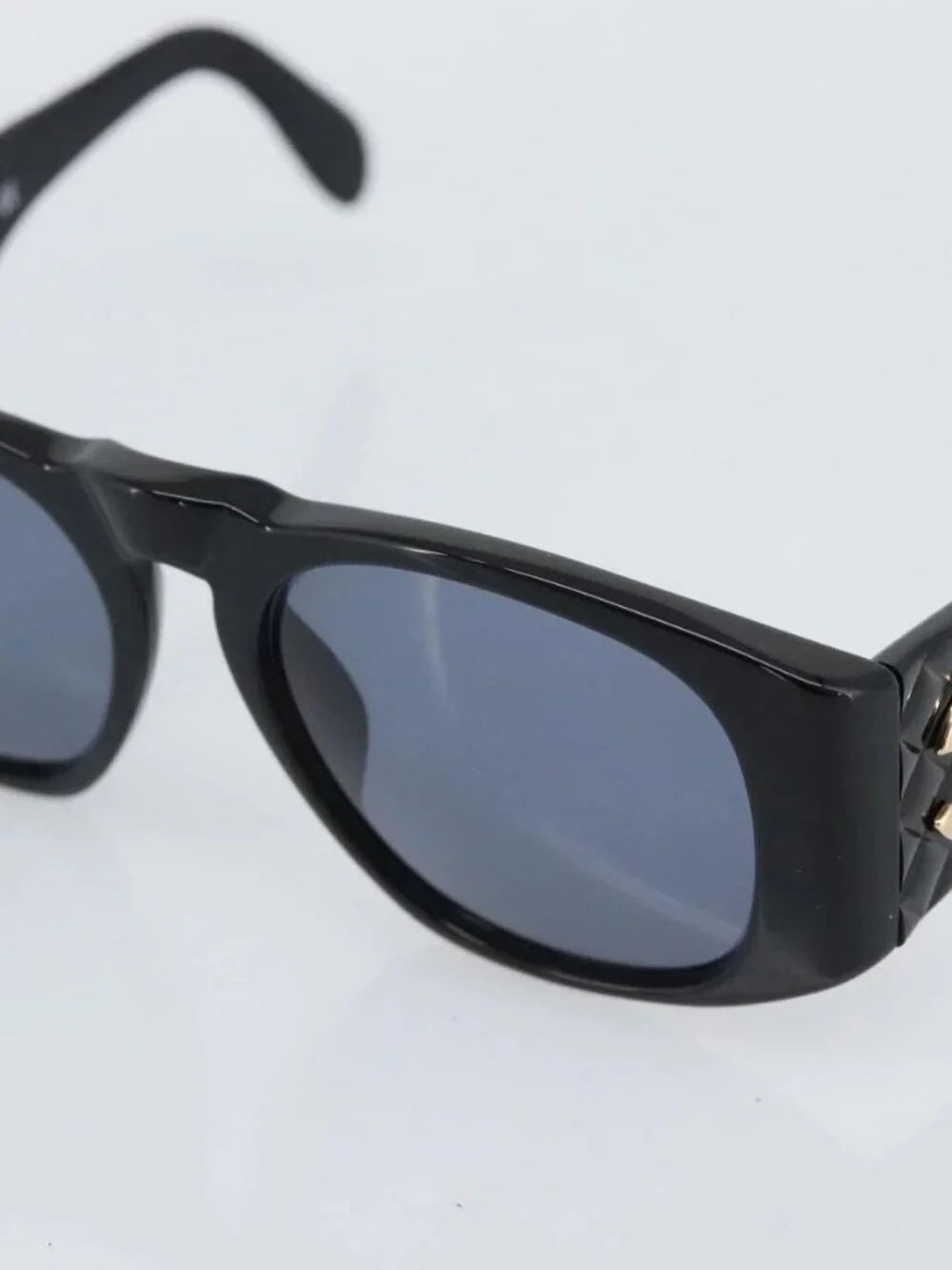CHANEL Sunglasses Plastic Black Gold CC Auth bs35953